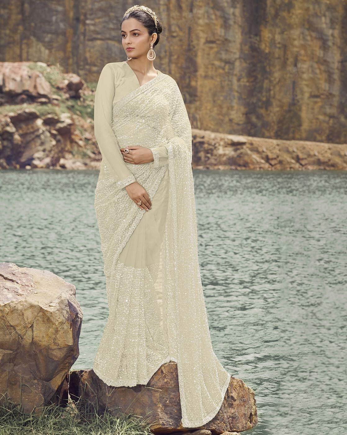 -1117Wx1400H-701178220-cream-MODEL